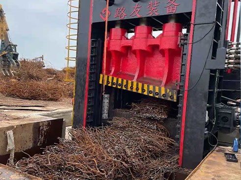 1250噸龍門(mén)剪