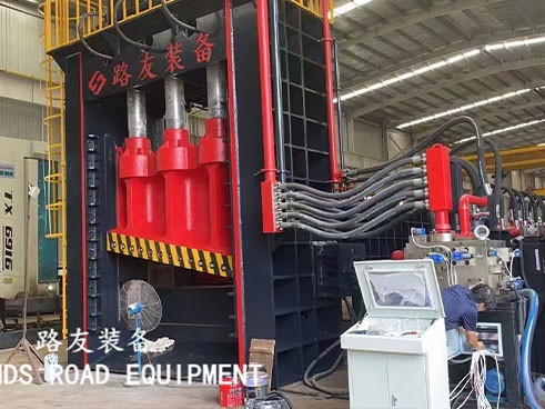 1500噸龍門(mén)剪